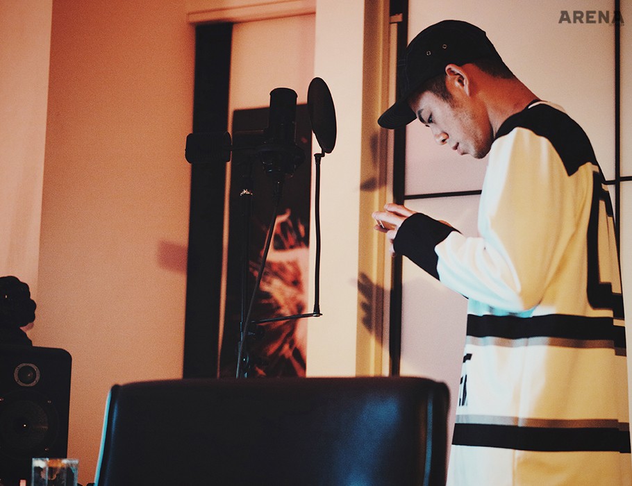 Leica M-P | 2016년 11월. 곡 작업 중인 빈지노 