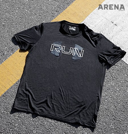 악취를 유발하는 세균 증식을 억제하는 소재의 티셔츠 4만5천원 언더아머 제품. 