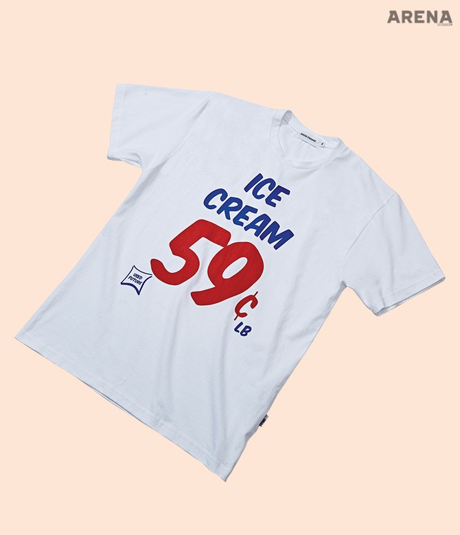 유즈드퓨처와 협업한 위트 있는 캐치프레이즈 티셔츠 6만5천원 비이커 제품.