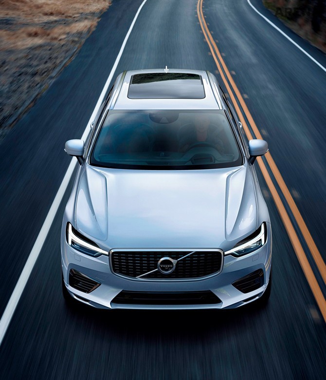 안정적이고 편안한 고속 주행.