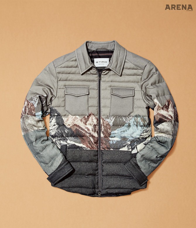 5 그래픽적인 설산을 프린트해 재미를 더한 집업 패딩 셔츠 1백98만원 에트로 제품.