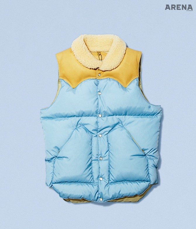 5 시어링 칼라로 귀여운 분위기를 낸 배색 패딩 베스트 62만8천원 로키마운틴 페더베드 by 플랫폼 제품.