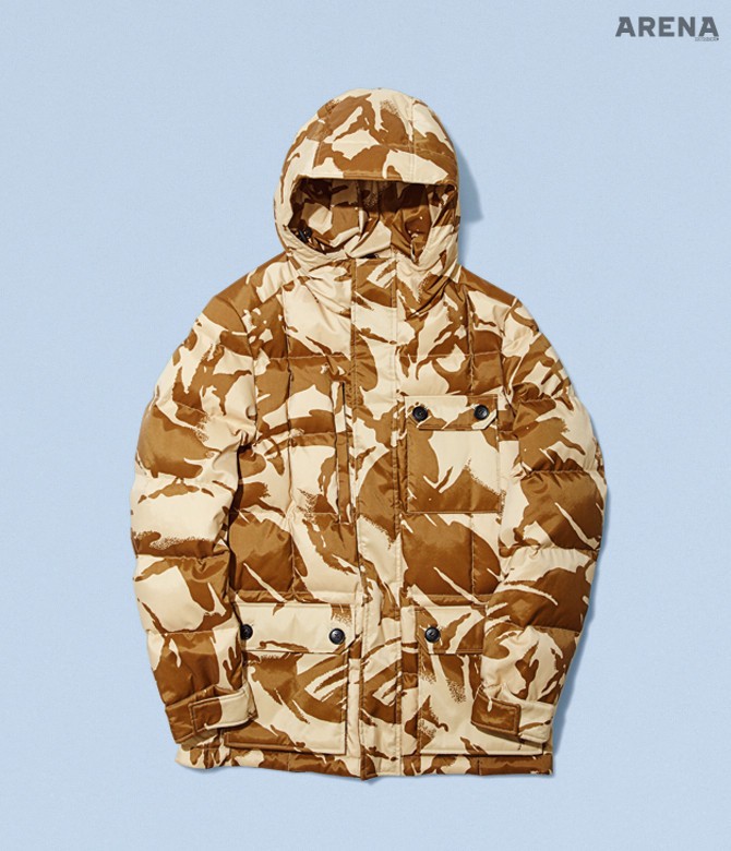 5 불규칙한 브러시 패턴과 퀼팅 스티치가 돋보이는 다운 파카 1백39만원 울리치 제품. 