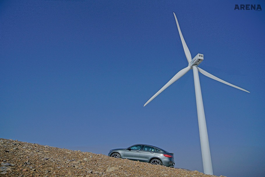 보는 각도에 따라 황량한 분위기를 연출하는 바람의 언덕.
