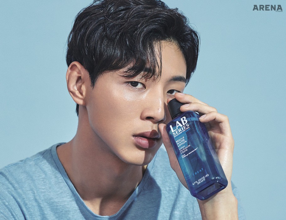 블루 톱 스타일리스트 소장품.