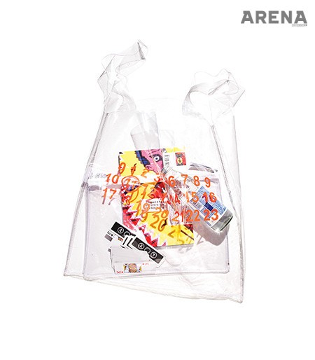 별도 파우치가 내장된 완벽하게 투명한 쇼퍼백 가격미정 메종 마르지엘라 제품.