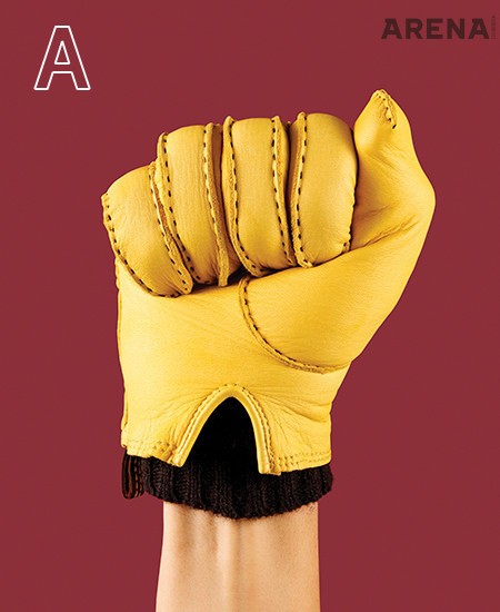 A 경쾌한 노란색 사슴 가죽으로 만든 장갑 17만8천원 헤스트라 제품. 
