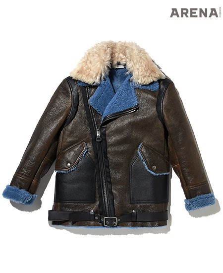 안감의 하늘색 양털과 탈착 가능한 양털 칼라가 조화로운 시어링 에비에이터 재킷 가격미정  코치 제품.