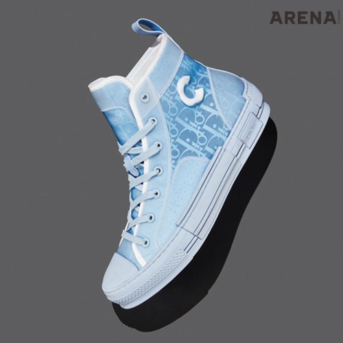 캔버스 갑피에 투명한 메시 소재를 더한 하이톱 스니커즈 가격미정 디올 맨 제품. 