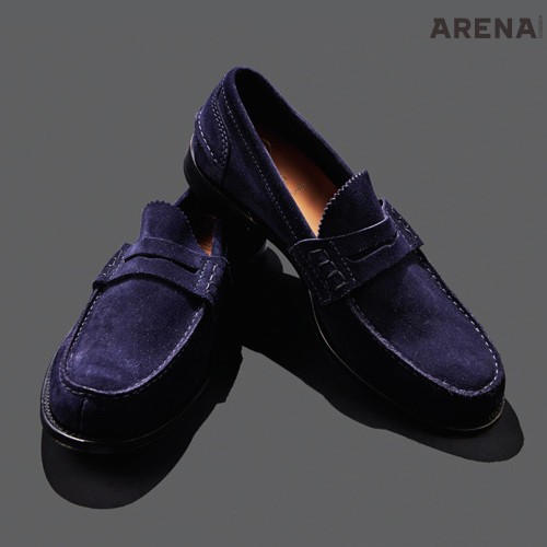 스웨이드 소재의 감색 플레인 펨브레이 로퍼 가격미정 처치스 제품.