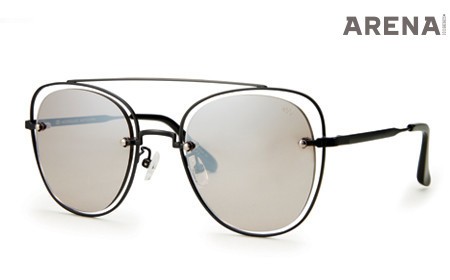 25 MOONGLASS
개성적인 디자인이 눈길을 끄는 문보머 선글라스 22만4천원 문글라스 제품.