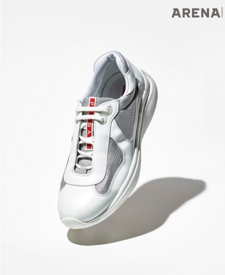 리네아 로사 스니커즈 프라다 제품.