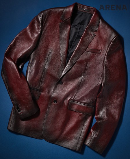 갈색 파티나 가죽 재킷 벨루티 제품.