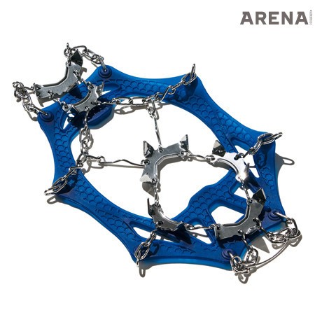 스테인리스 소재를 적용해 거친 지형에서 안정적인 접지력을 제공하는 아이젠 4만원 블랙야크 제품. 