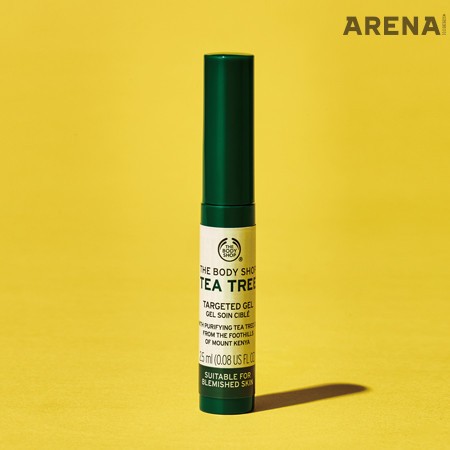 트러블에 효과적인 티트리 잎 오일과 레몬 티트리 잎 오일, 호동씨 오일 등을 함유했고, 스틱 타입으로 사용과 휴대가 간편한 티트리 타겟티트 젤 2.5mL 9천5백원 더바디샵 제품.