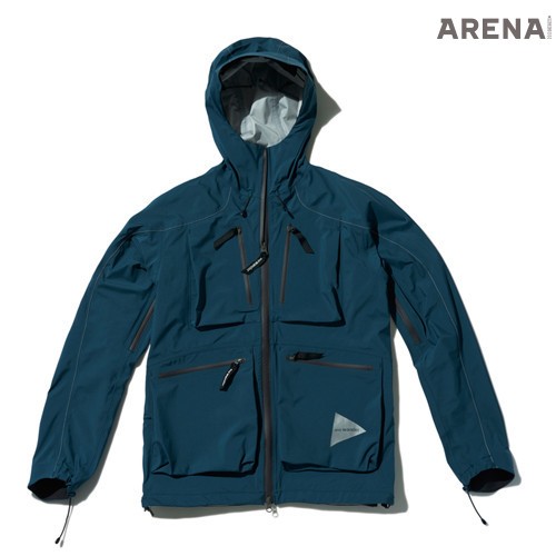 생활 방수 기능을 갖춘 재킷 98만9천원 앤드 원더 by 블루스맨 제품.