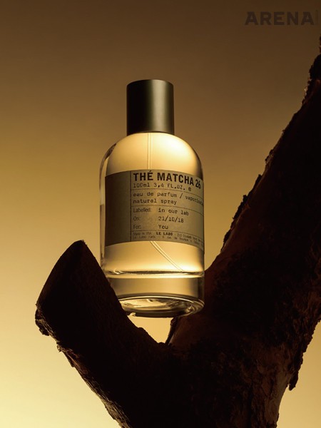 부드러운 베티버와 입체적인 질감의 시더우드를 바탕으로, 무화과 노트가 스며든 마차 티 어코드와 비터 오렌지가 더해져 행복감을 주는 떼 마차 26 100mL 36만7천원 르 라보 제품.