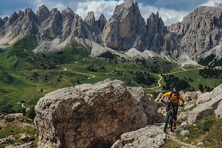 파타고니아가 지원하는 운동선수들은
모두 자연 속에서 스포츠를 즐긴다.
