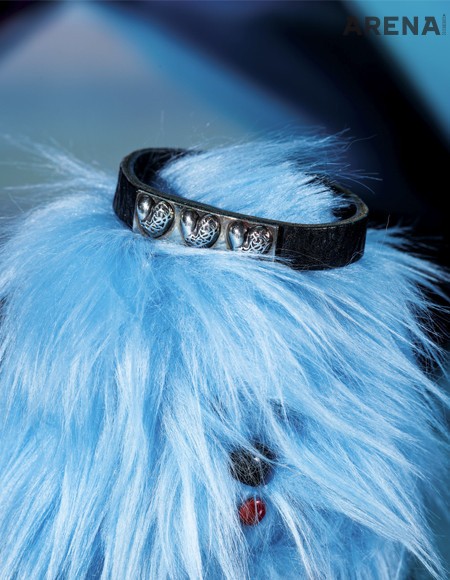 실버 하트 모티브 가죽 브레이슬릿 가격미정 크롬하츠.