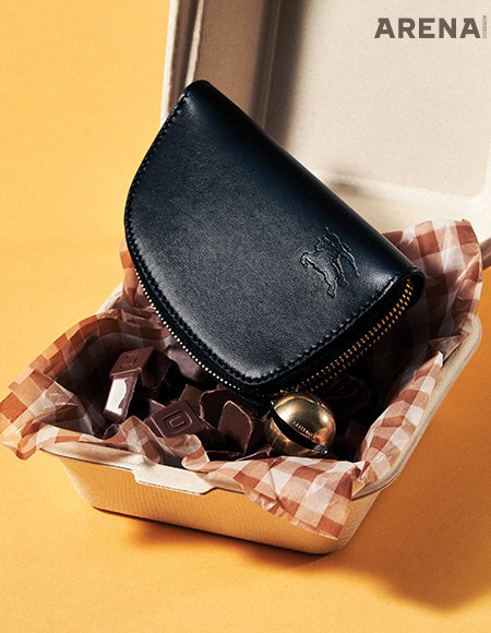 크리스털 장식의 로고 브로치 가격미정 디올 맨 제품.