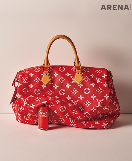 카프스킨 소재의 스피디 P9 반둘리에 50 더블 백 가격미정 루이 비통 제품.