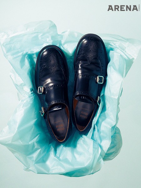 더블 몽크 브로그 슈즈 가격미정
처치스×미우미우 제품.