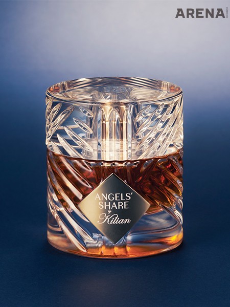 코냑 에센스와 헤이즐넛, 오크 우드와 통카빈으로 달콤한 코냑 향을 깊이 있게 구현한 엔젤스 셰어 50mL 가격미정 킬리안 제품.