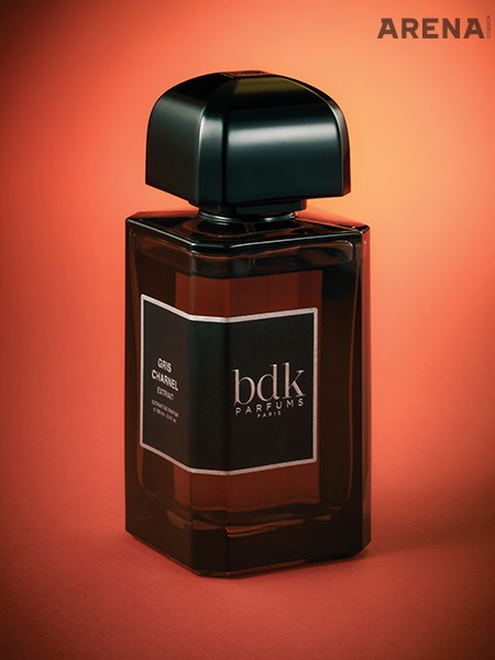 강렬한 무화과 향을 뒤잇는 따뜻한 샌들우드와 통카빈의 묵직한 잔향이 인상적인 샤르넬 엑스트레 100mL 45만2000원 BDK by 리퀴드 퍼퓸바 제품.