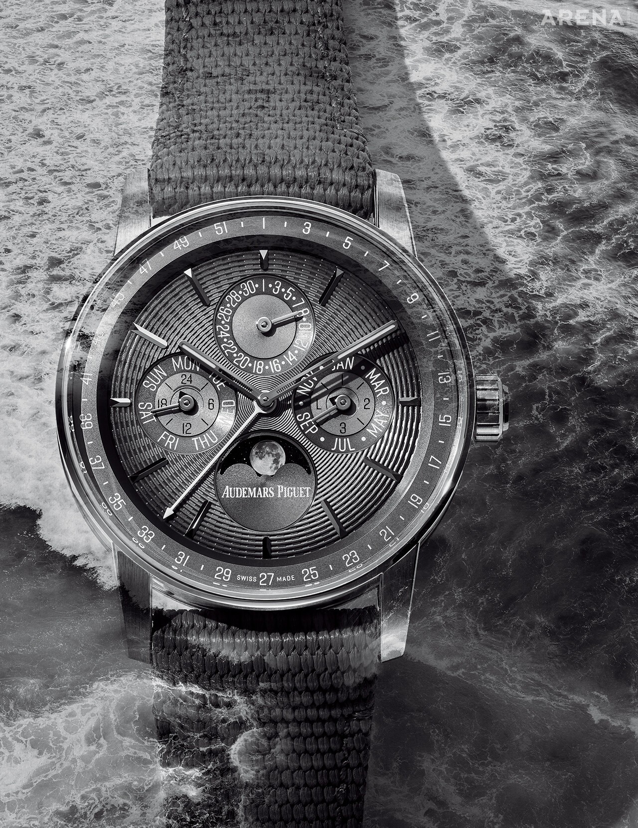 코드 11.59 바이 오데마 피게 셀프와인딩 퍼페추얼 캘린더 41mm 가격미정.