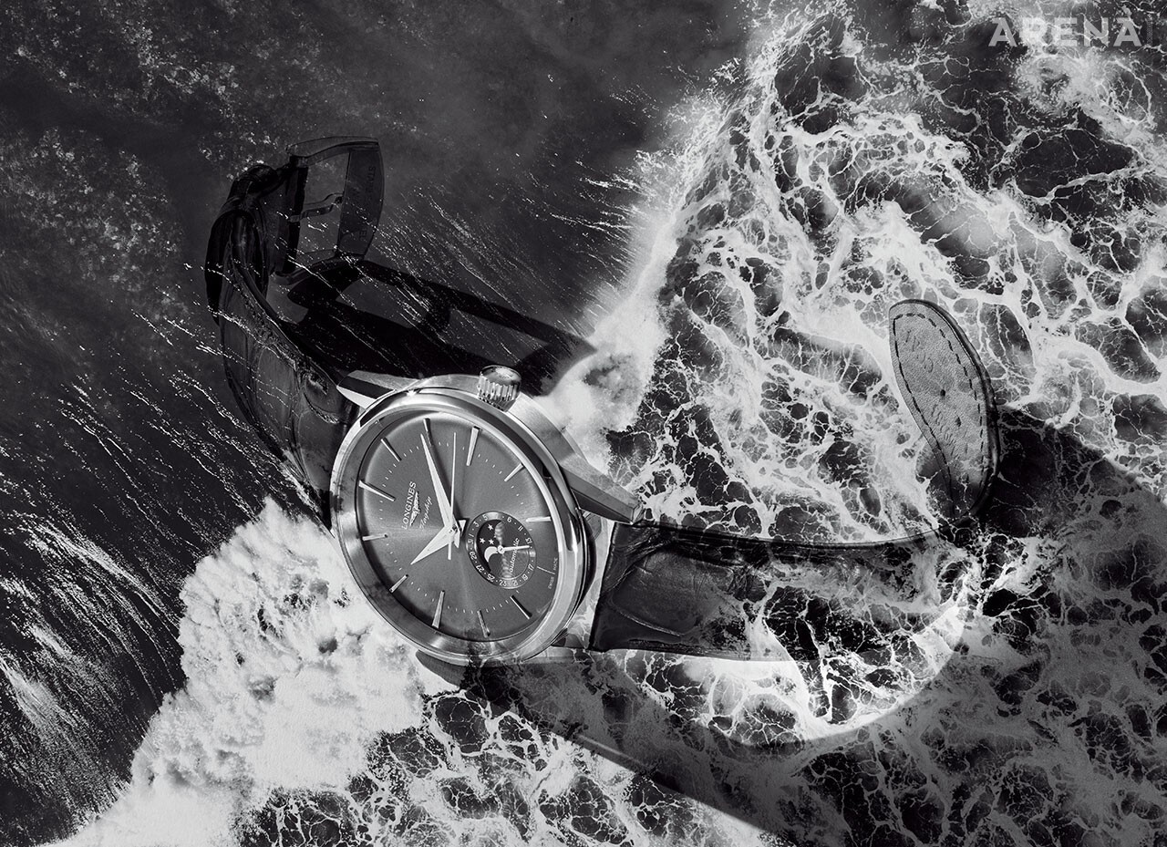 플래그십 헤리티지 문페이즈 38.5mm 490만원.