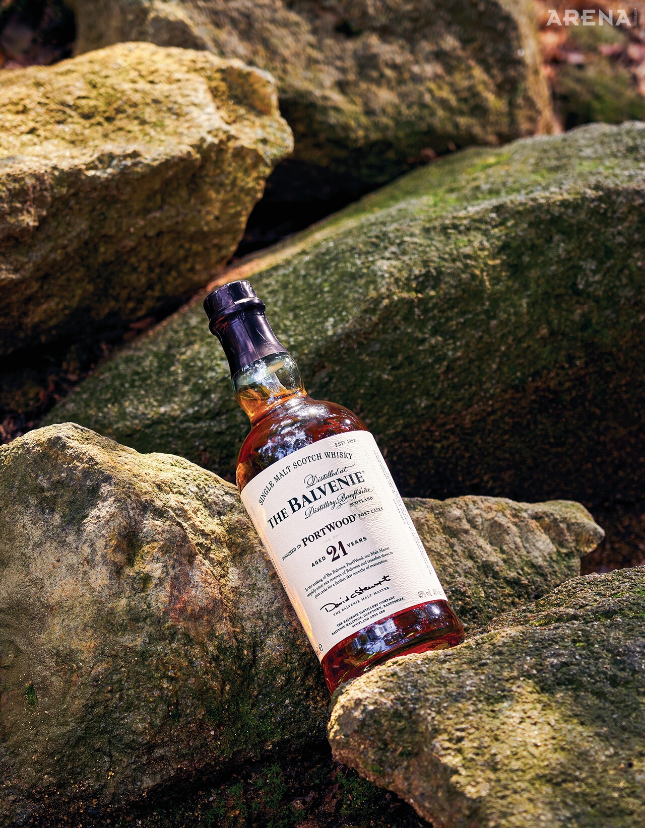 알코올 함유량 40% │ 용량 700mL  |  테이스팅 노트 건포도, 꿀, 견과류