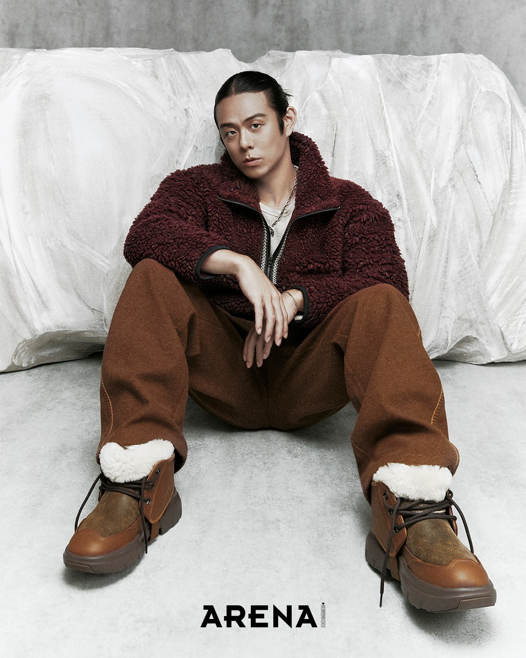 견고한 트레드 라이트 아웃솔을 장착하고, 3-Way로 연출 가능해 기능성과 스타일을 동시에 잡은 체스트넛 컬러의 JLD 부츠 어그 제품.